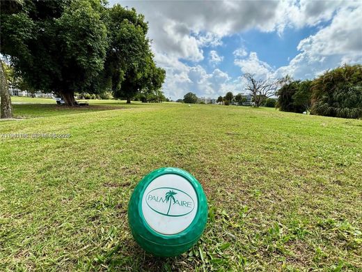 مجمع شقق ﻓﻲ Pompano Beach, Broward County