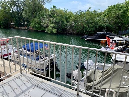 Complexos residenciais - North Miami Beach, Miami-Dade County