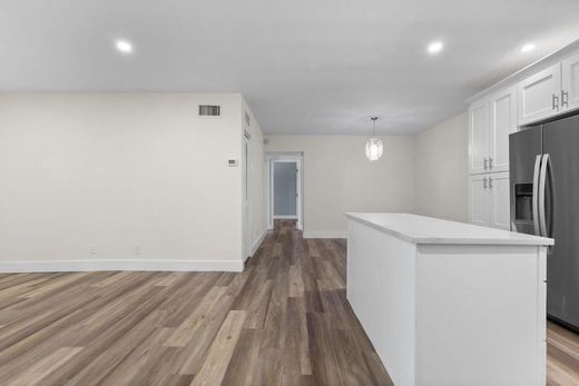 Kamienica w Coral Springs, Broward County