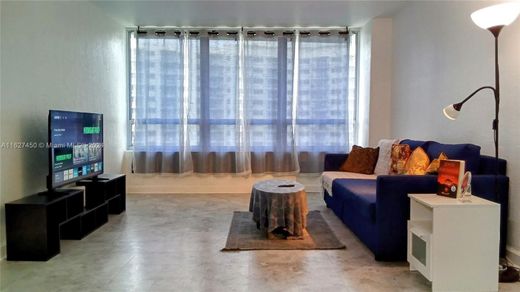 Komplex apartman Miami Beach, Miami-Dade County