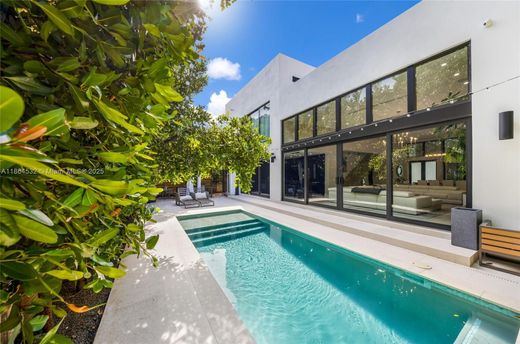 Villa Miami, Miami-Dade County