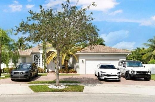 Villa in Pembroke Pines, Broward County