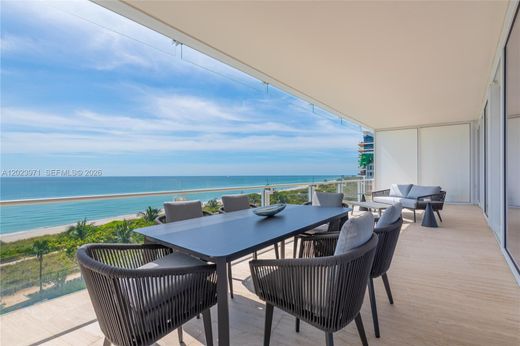 Complexes résidentiels à Surfside, Comté de Miami-Dade