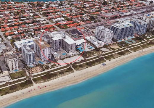 Residential complexes in Surfside, Miami-Dade