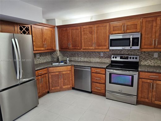 Townhouse in Miami, Miami-Dade