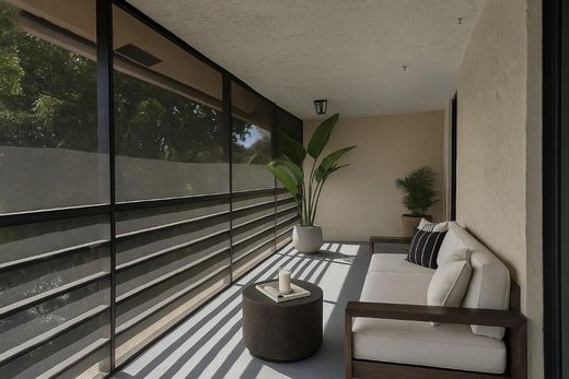 公寓楼  Coral Springs, Broward County