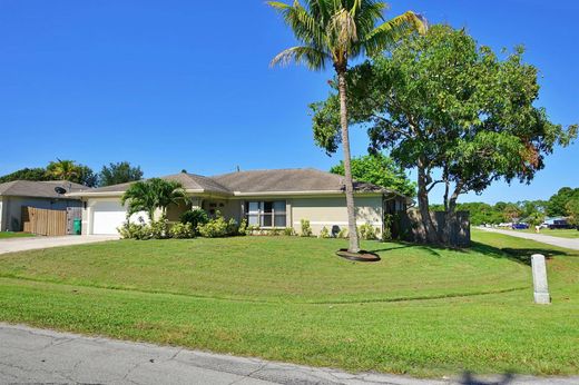 Villa in Port Saint Lucie, Saint Lucie County