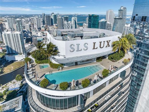 Kamienica w Miami, Miami-Dade County