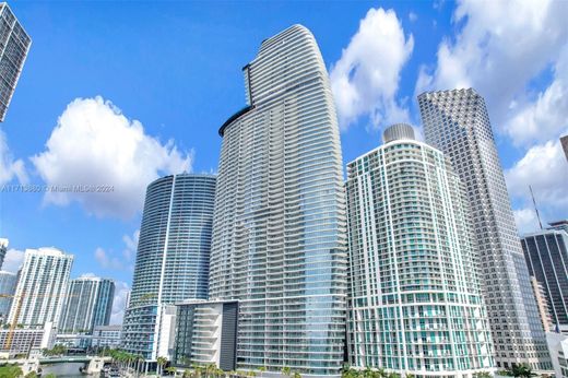 Complesso residenziale a Miami, Miami-Dade County
