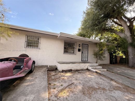Willa w Miami Shores, Miami-Dade County
