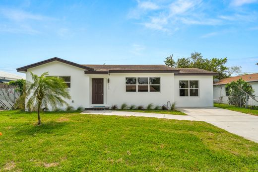 Villa - Riviera Beach, Palm Beach County