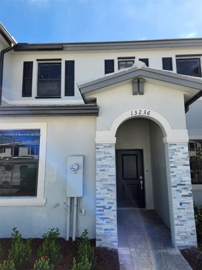 콘도미니엄 / Homestead, Miami-Dade County