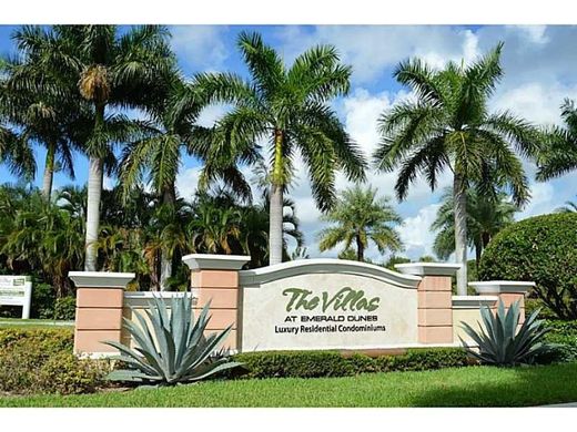 Residential complexes in West Palm Beach, Palm Beach