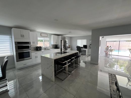 Villa in North Lauderdale, Broward County