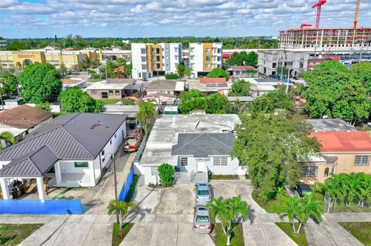 Villa in Hialeah, Miami-Dade