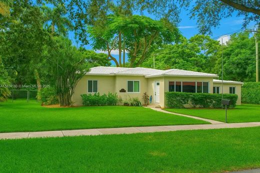 Villa in Miami Springs, Miami-Dade