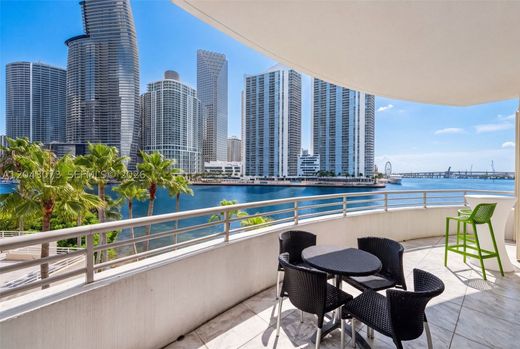 Komplex apartman Miami, Miami-Dade County