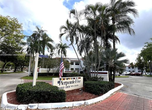 Komplex apartman Pembroke Pines, Broward County
