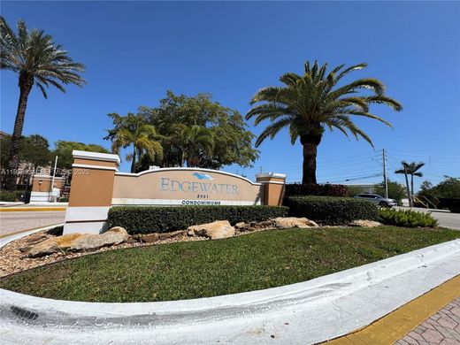 Residential complexes in Coral Springs, Broward County