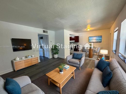 Kamienica w North Miami, Miami-Dade County