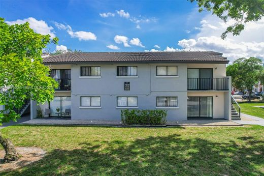 Κτίριο σε Miami Lakes, Miami-Dade County