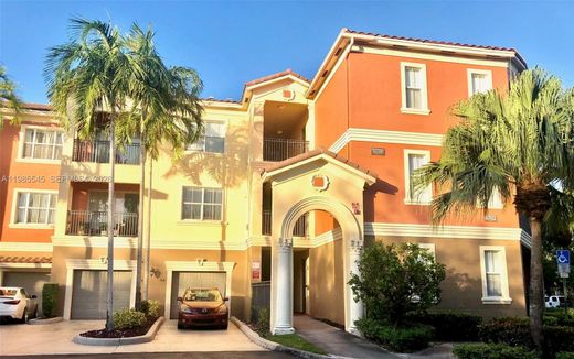 Residential complexes in Miramar, Broward County