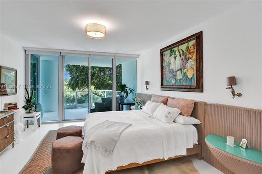 Komplex apartman Coconut Grove, Miami-Dade County