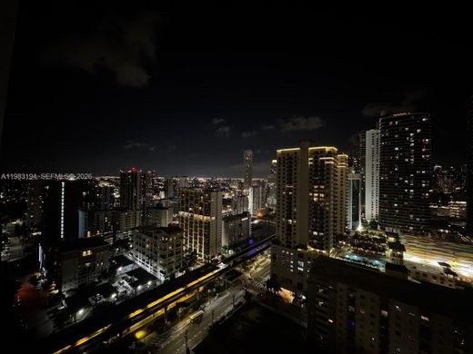 Residential complexes in Miami, Miami-Dade