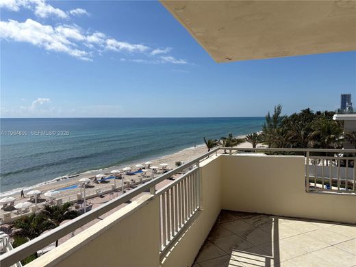 Complesso residenziale a Hallandale Beach, Broward County