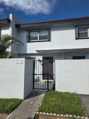 Kamienica w Miami, Miami-Dade County