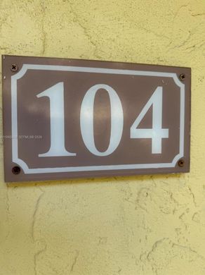 Residential complexes in Miami, Miami-Dade