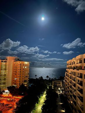 Kamienica w Key Biscayne, Miami-Dade County