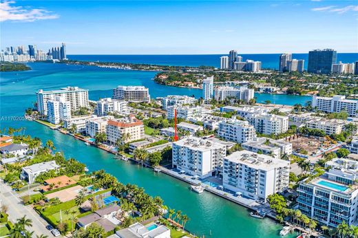 Complexos residenciais - Bay Harbor Islands, Miami-Dade County