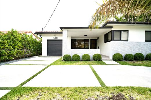 Villa Surfside, Miami-Dade County