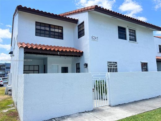 Dom miejski w Miami, Miami-Dade County