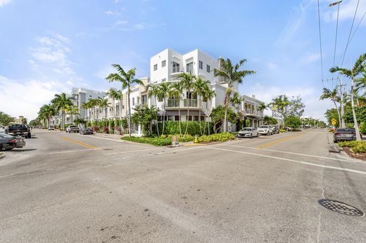 Residential complexes in Delray Beach, Palm Beach
