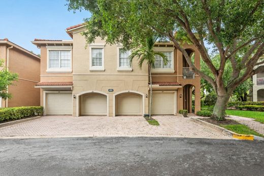 Residential complexes in Palm Beach Gardens, Palm Beach