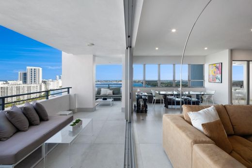 Edificio en Miami Beach, Miami-Dade County