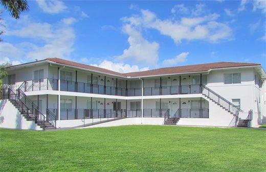 Complexes résidentiels à Miami Shores, Comté de Miami-Dade