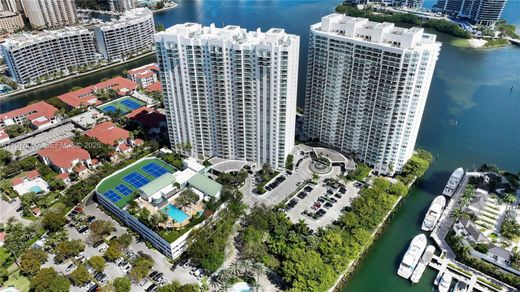 Residential complexes in Aventura, Miami-Dade