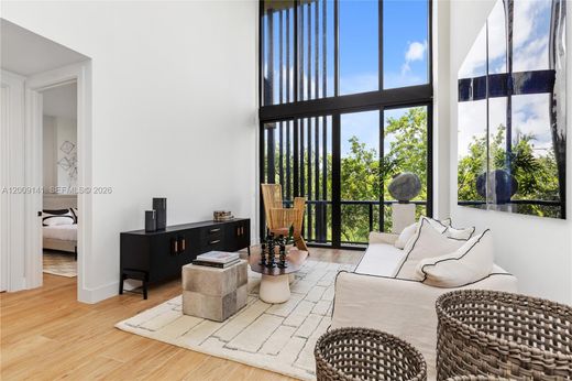 Komplex apartman Coconut Grove, Miami-Dade County