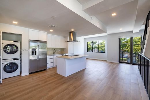 Townhouse in Miami, Miami-Dade