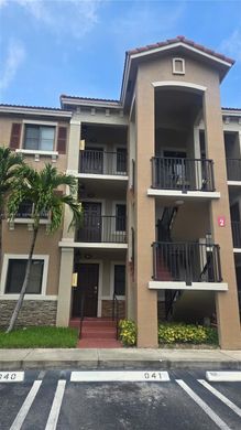 Complexes résidentiels à Cutler Bay, Comté de Miami-Dade