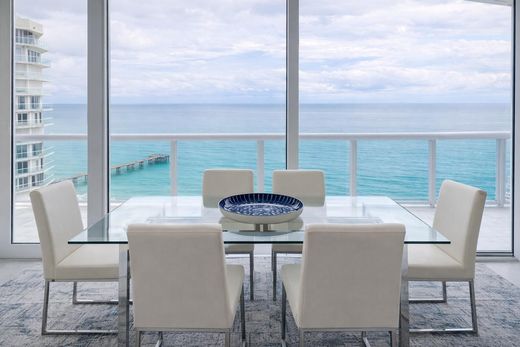 Residential complexes in Sunny Isles Beach, Miami-Dade