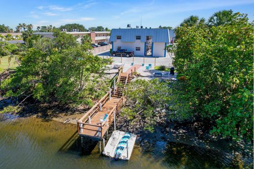 Residential complexes in North Palm Beach, Palm Beach