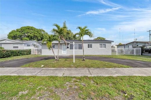 Villa a Miami Gardens, Miami-Dade County