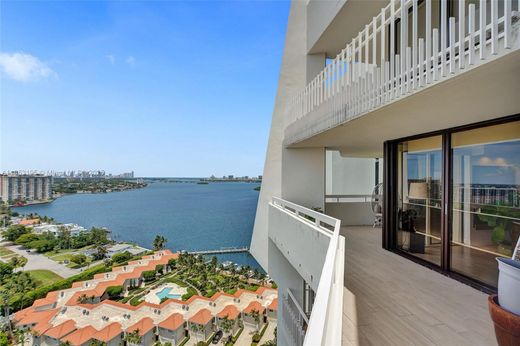 Residential complexes in Miami, Miami-Dade