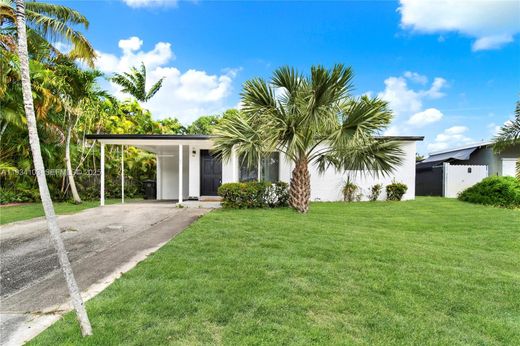 Вилла, Oakland Park, Broward County