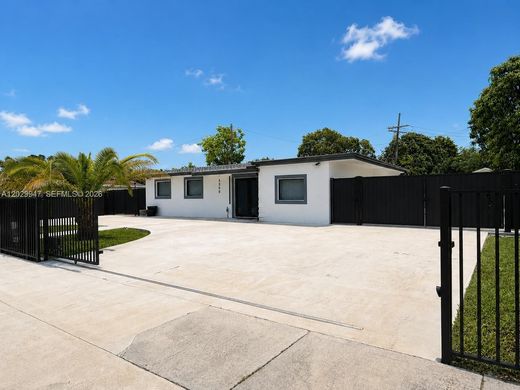 Villa en Miami Gardens, Miami-Dade County