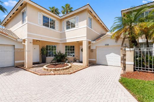 Casa di città a Pembroke Pines, Broward County